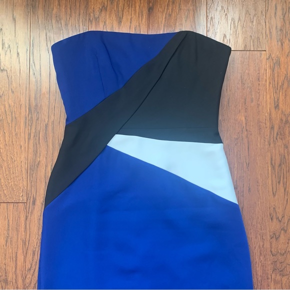 BCBGeneration Audrianna Colorblock Gown – Size 2 - Picture 5 of 13